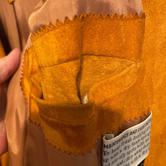 Vintage 1970’s Members Only Orange Suede Coat - Picture 12 of 15